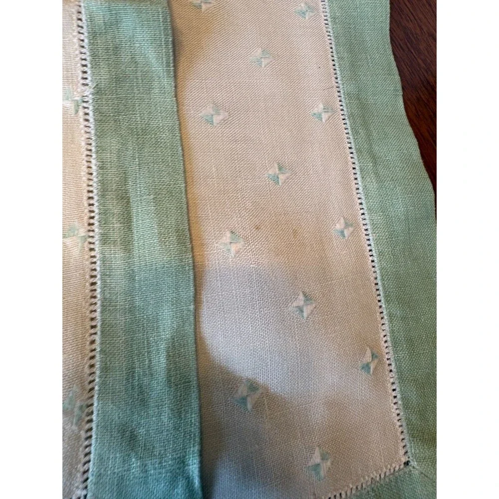 Vintage embroidered linen Set of 8 Placemats + 8 Napkins + 1 runner Cottage MCM